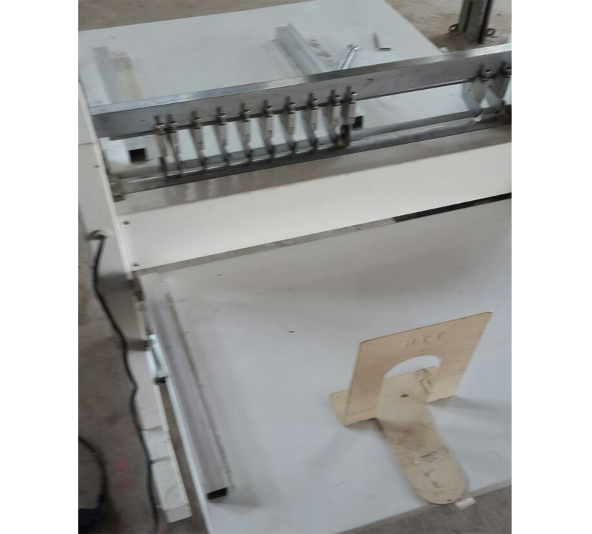 Máy rọc Demi Decal